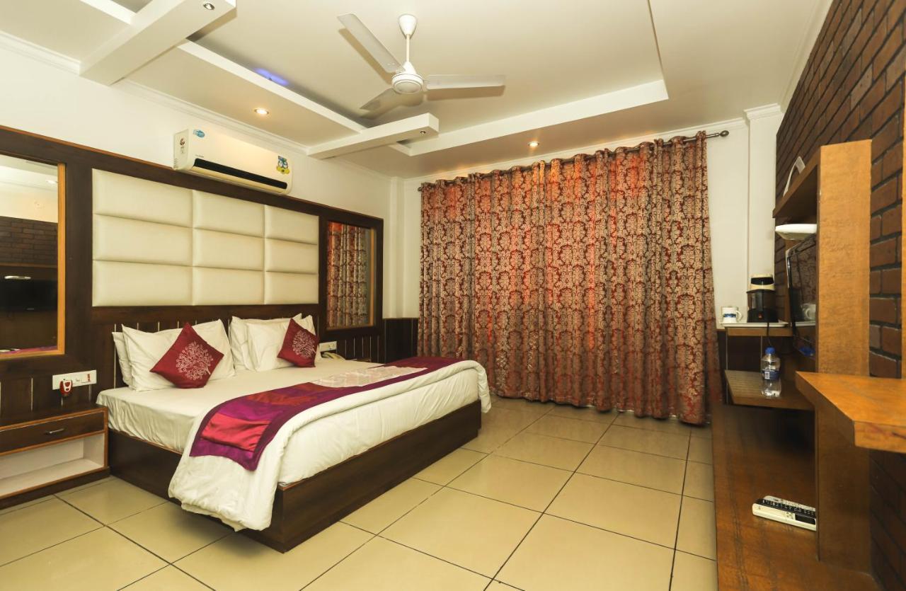 Hotel Pong View Dharamshala Esterno foto